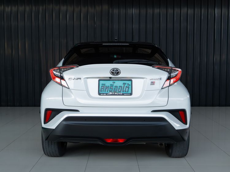 Toyota C-HR 2023 1.8 HEV GR Sport Utility-car ไฮบริด ไม่ติดแก๊ส เกียร์อัตโนมัติ ขาว รูปที่ 2