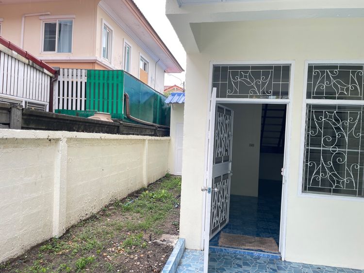 ไม่มี ขายด่วนมาก ทาวเฮ้าส์ 3 นอน 2 น้ำ 26.5 ตรว. หลังริม เจ้าของขายเอง รีโนเวทเรียบร้อยพร้อมเข้าอยู่ รูปที่ 4