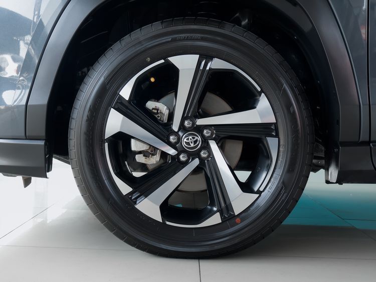 Toyota Yaris Cross 2023 1.5 HEV Premium Utility-car ไฮบริด ไม่ติดแก๊ส เกียร์อัตโนมัติ เทา รูปที่ 4