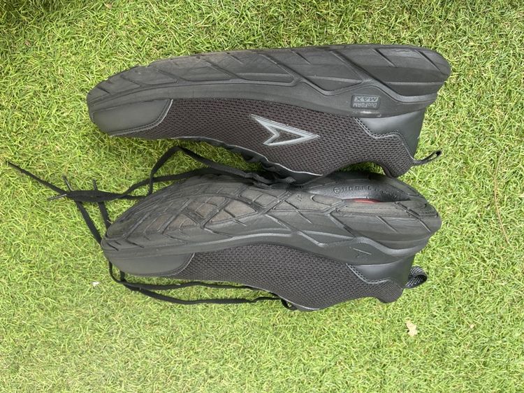 รองเท้าผ้าใบใหม่ ใส่ครั้งเดียว รูปที่ 7