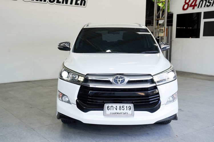 Toyota Innova 2017 2.8 Crysta V Utility-car ดีเซล ไม่ติดแก๊ส เกียร์อัตโนมัติ ขาว รูปที่ 3