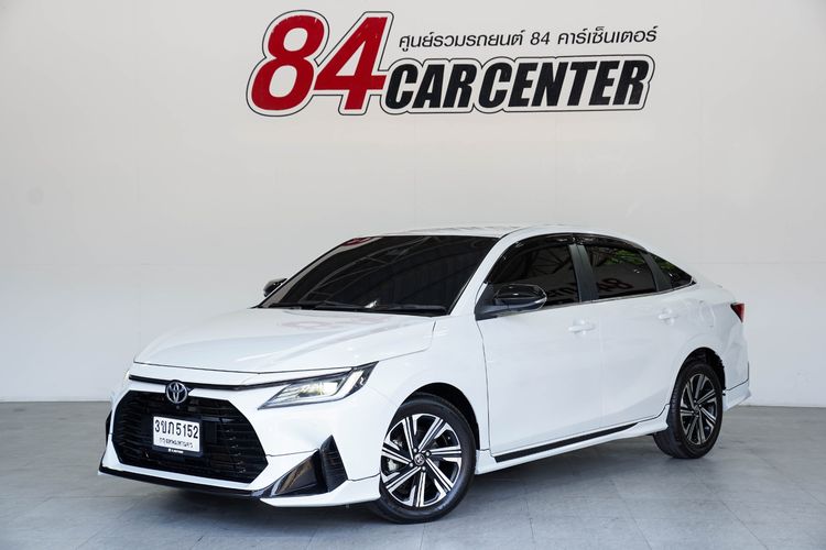 Toyota Yaris ATIV 2022 1.2 Premium Luxury Sedan เบนซิน ไม่ติดแก๊ส เกียร์อัตโนมัติ ขาว รูปที่ 2