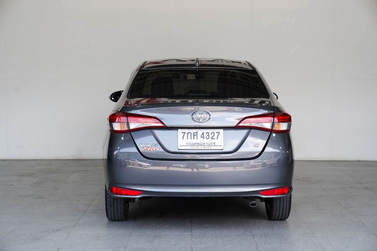 Toyota Yaris ATIV 2018 1.2 S Sedan เบนซิน ไม่ติดแก๊ส เกียร์อัตโนมัติ เทา รูปที่ 4