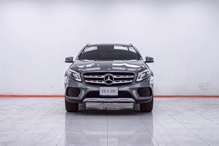 Mercedes-Benz GLA-Class 2018 GLA250 Utility-car เบนซิน ไม่ติดแก๊ส เกียร์อัตโนมัติ เทา รูปที่ 4