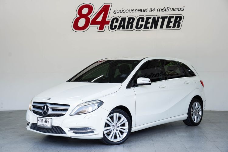 Mercedes-Benz B-Class 2013 B200 Sedan เบนซิน ไม่ติดแก๊ส เกียร์อัตโนมัติ ขาว รูปที่ 2