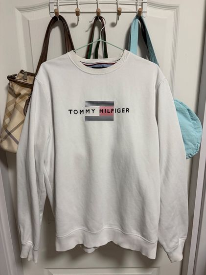 สเวตเตอร์ Tommy Hilfiger