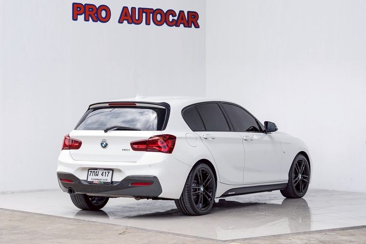 BMW Series 1 2018 118i Sedan เบนซิน ไม่ติดแก๊ส เกียร์อัตโนมัติ ขาว รูปที่ 3
