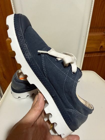 รองเท้าผ้าใบ Palladium รูปที่ 10