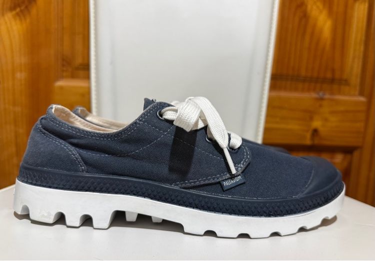 รองเท้าผ้าใบ Palladium