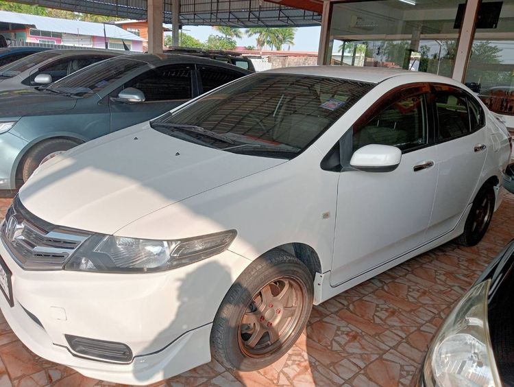 Honda City 2012 1.5 S i-VTEC Sedan เบนซิน เกียร์อัตโนมัติ ขาว รูปที่ 2