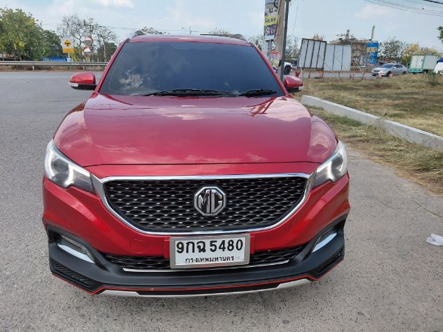 MG ZS 2019 1.5 V Sunroof Utility-car เบนซิน ไม่ติดแก๊ส เกียร์อัตโนมัติ แดง รูปที่ 2
