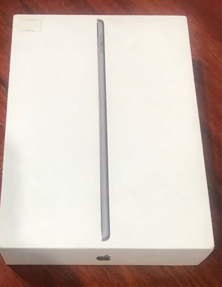 Apple ขายไอแพ.ต.gen9. 64 Gb มีสายชาร์จ