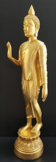 ในหลวง รัชกาลที่ ๙ เสด็จ เททอง  ปี 2525 รูปที่ 4