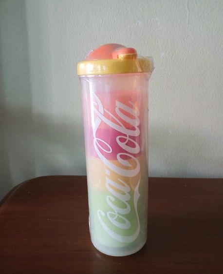 กระบอกใส้น้ำโค้กพร้อมแก้ว 4 ใบ