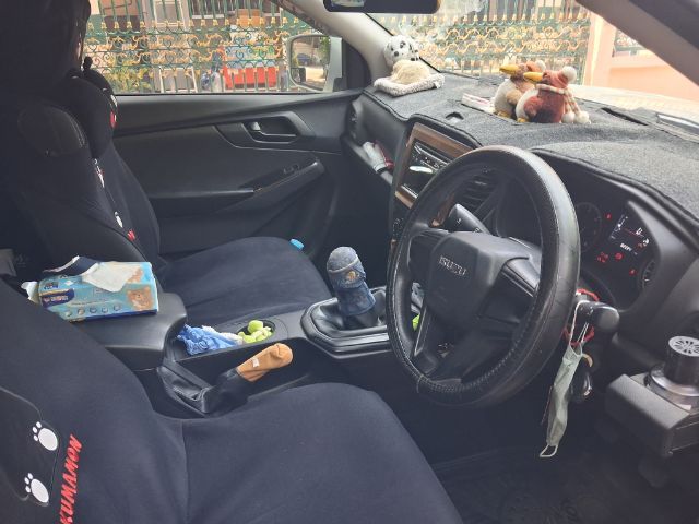 Isuzu D-MAX 2020 1.9 S Pickup ดีเซล เกียร์ธรรมดา ขาว รูปที่ 3