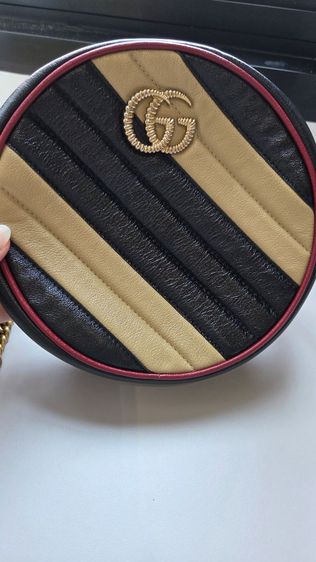 กระเป๋าสะพาย Gucci