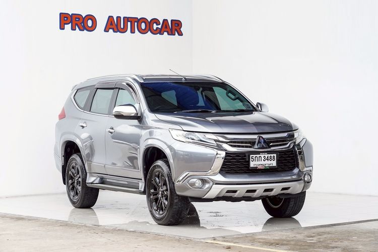 Mitsubishi Pajero Sport 2016 2.4 GT Utility-car ดีเซล ไม่ติดแก๊ส เกียร์อัตโนมัติ บรอนซ์เงิน รูปที่ 2