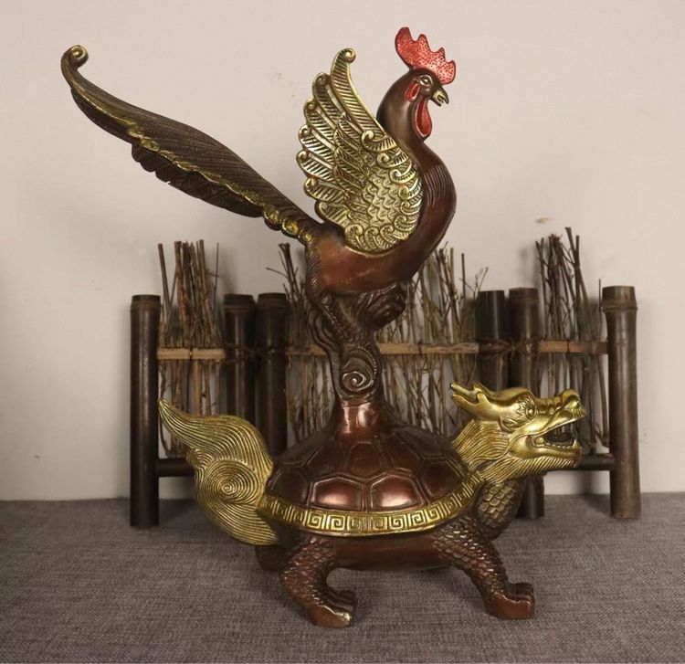 ✨ไก่มงคลที่ยืนอยู่บนเต่ามังกร ซึ่งเป็นเครื่องรางฮวงจุ้ย รูปที่ 3