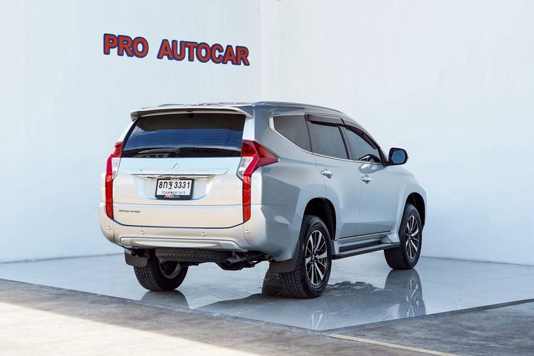 Mitsubishi Pajero Sport 2019 2.4 GT Utility-car ดีเซล ไม่ติดแก๊ส เกียร์อัตโนมัติ บรอนซ์เงิน รูปที่ 3