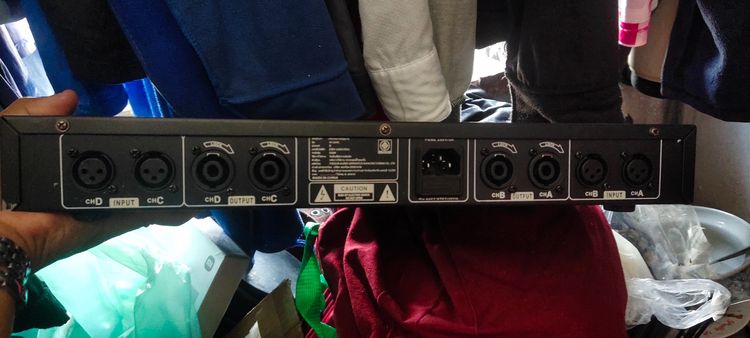 Power amp และ แอมป์คาราโอเกะ รูปที่ 2