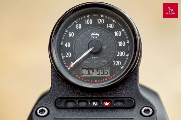 Harley Iron883 Bobber Custom ปี2015 วิ่งน้อย4,900Mi. แต่งครบ รูปที่ 5