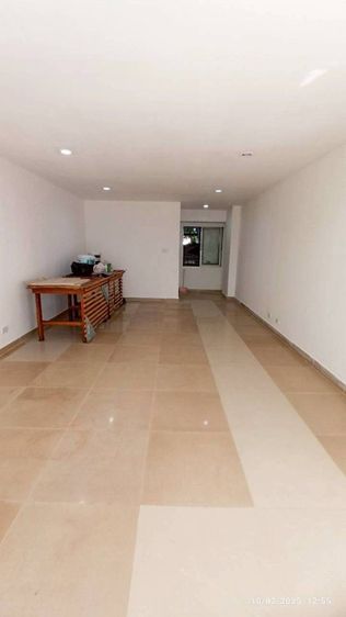 ร้านค้าใต้คอนโดรีเจ้นท์โฮม 1 พหลโยธิน 67