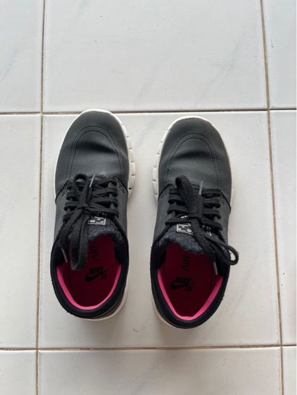 รองเท้าผ้าใบ NIKE  รูปที่ 5