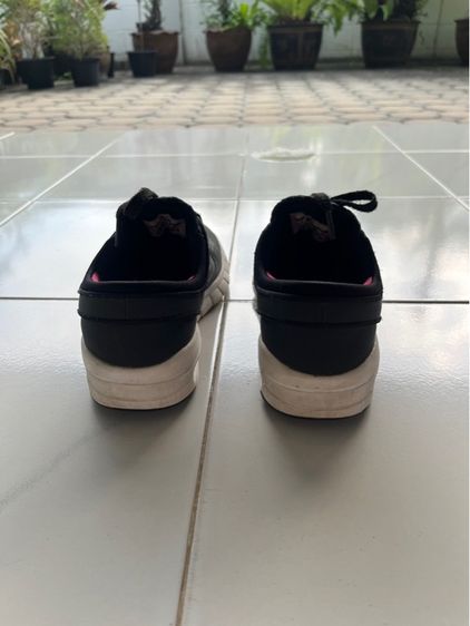 รองเท้าผ้าใบแฟชั่น สวยมาก ยี่ห้อบลูของญี่ปุ่น รูปที่ 3