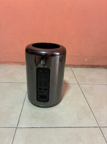 Mac Pro 2013 Trash Can A1481 Intel Xeon E5 3.5Ghz 6-Core  Ram 16GB (SSD 512GB การ์ดจอ AMD FirePro D700 4G