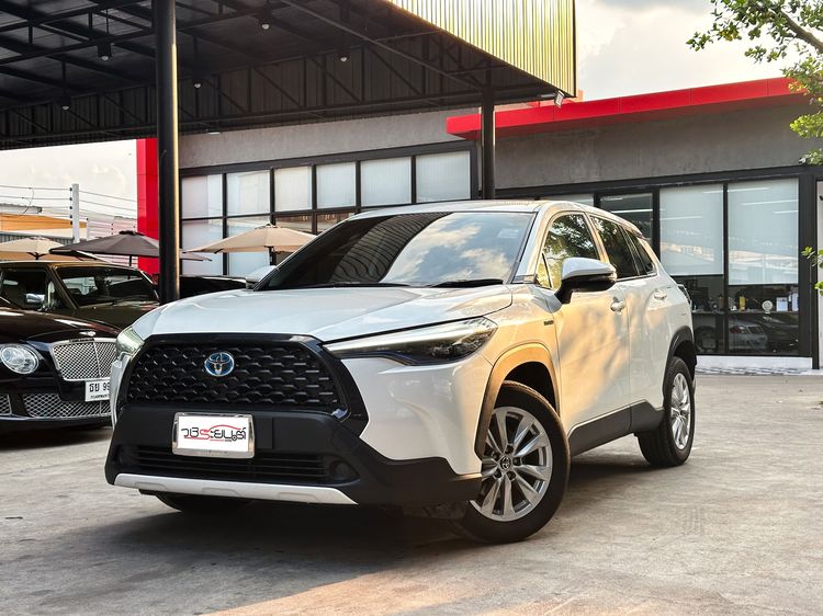 รถ Toyota Corolla Cross 1.8 Hybrid Smart สี ขาว