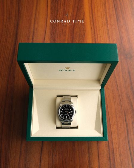 New Rolex Oyster Perpetual 134300 Black Dial Oyster Steel 2025 41mm.  Fullset  รูปที่ 4