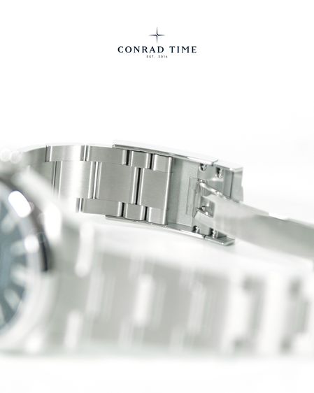 New Rolex Oyster Perpetual 134300 Black Dial Oyster Steel 2025 41mm.  Fullset  รูปที่ 16