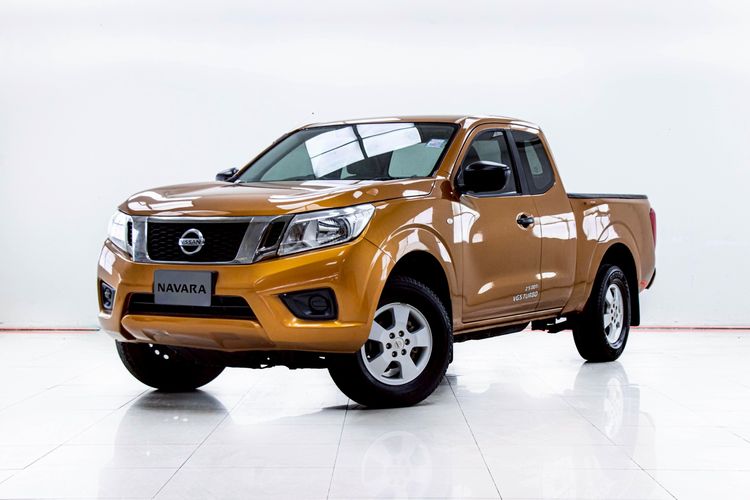 Nissan NP300-NAVARA 2017 2.5 S Pickup ดีเซล ไม่ติดแก๊ส เกียร์ธรรมดา ส้ม รูปที่ 4