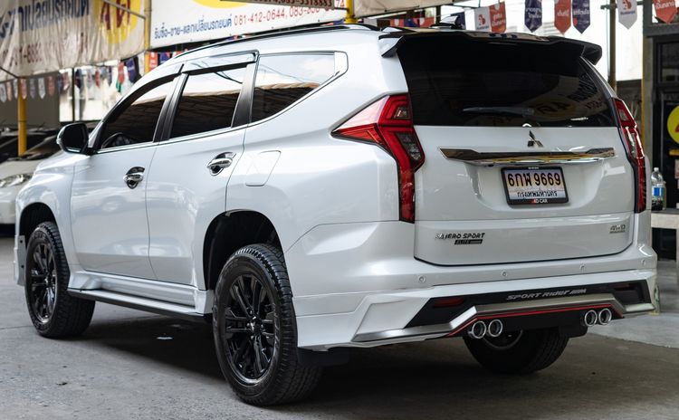 Mitsubishi Pajero Sport 2023 2.4 GT Premium Elite Edition 4WD Utility-car ดีเซล ไม่ติดแก๊ส เกียร์อัตโนมัติ ขาว รูปที่ 3