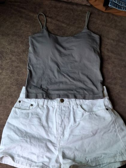 เสื้อกล้ามราคาถูกเหมาะใส่กับหน้าร้อน