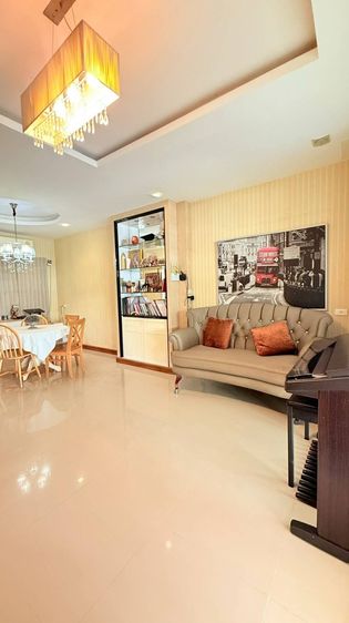 มีบางส่วน ขายเซ้งด่วน ทาวน์โฮม 2 ชั้น สุขาภิบาล5 หมู่บ้านโกลเด้นท์ทาวน์ บ้านสวย พร้อมอยู่ รูปที่ 3