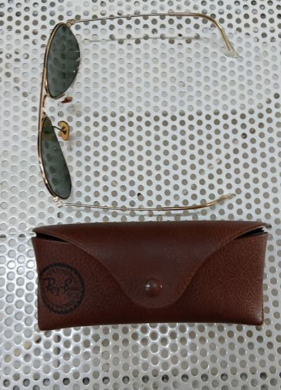 ขายแว่นตาRay-Ban Aviator small metal(RB3044 L0207 ซึ่งเป็นเวอร์ชั่นขนาดเล็กพิเศษสุดคลาสสิกออกแบบมาเพื่อผู้มีใบหน้าเล็กเรียวหรือสำหรับวัยรุ่น รูปที่ 3