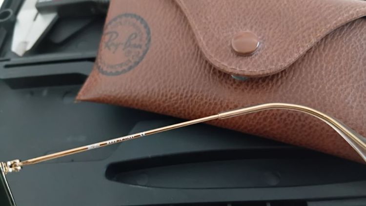 ขายแว่นตาRay-Ban Aviator small metal(RB3044 L0207 ซึ่งเป็นเวอร์ชั่นขนาดเล็กพิเศษสุดคลาสสิกออกแบบมาเพื่อผู้มีใบหน้าเล็กเรียวหรือสำหรับวัยรุ่น รูปที่ 6