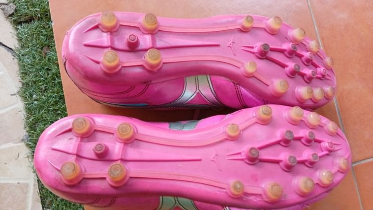 ร้องเท้าฟุตบอล mizuno รูปที่ 5