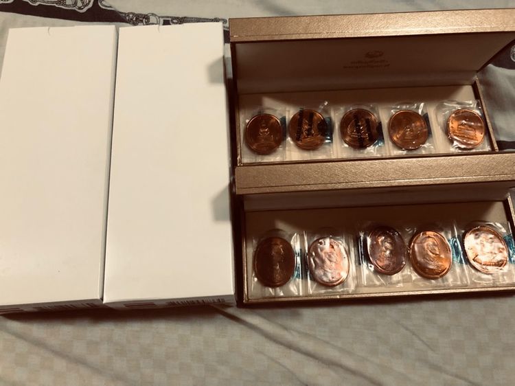 ชุดเหรียญทองแดงปัญจภาคี รัชกาลที่9 จากกรมธนารักษ์ครบชุดพร้อมกล่อง รูปที่ 4