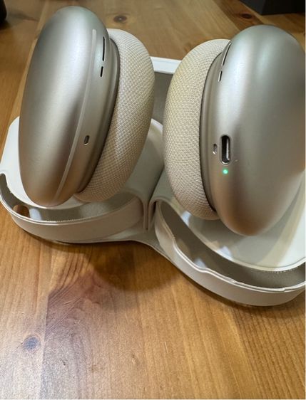 airpods max2 สี starlight รูปที่ 3