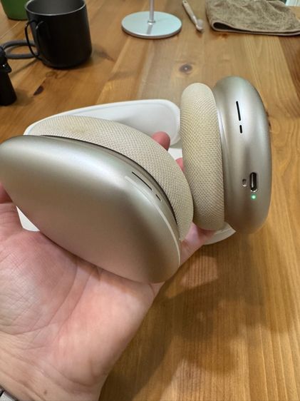airpods max2 สี starlight รูปที่ 2