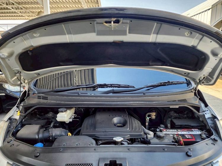 Hyundai Grand Starex 2011 2.5 VIP Van ดีเซล เกียร์อัตโนมัติ บรอนซ์เงิน รูปที่ 4