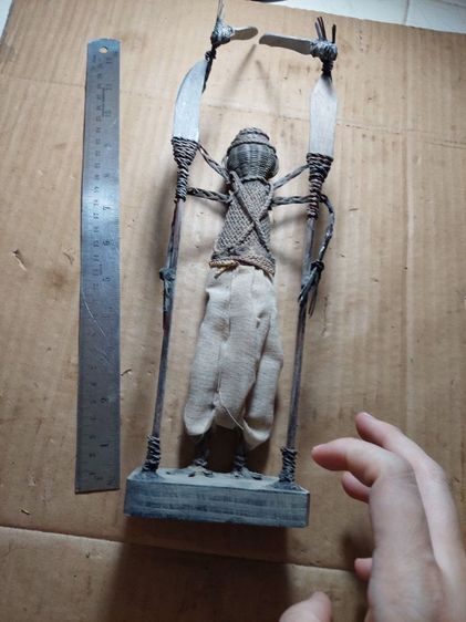 เครื่องรางหุ่นพยนต์อาจารย์ลอยอยุธยา10นิ้ว รูปที่ 3