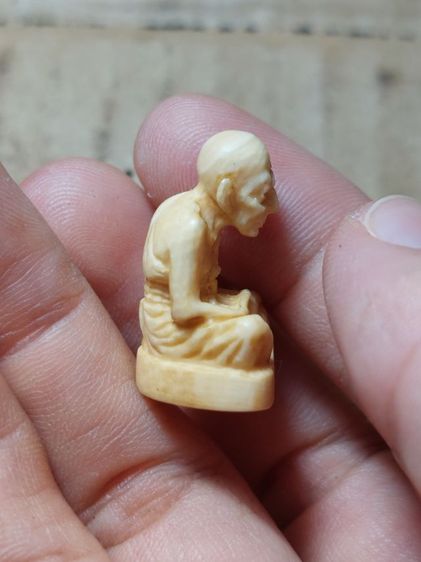 เครื่องรางหลวงปู่ทวดเก่าๆ องค์ลอย รูปที่ 7