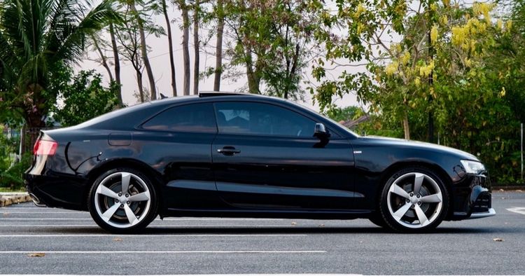 Audi Audi A5  2013 Coupe 45 TFSI quattro S-Line Sedan เบนซิน ไม่ติดแก๊ส เกียร์อัตโนมัติ ดำ รูปที่ 3