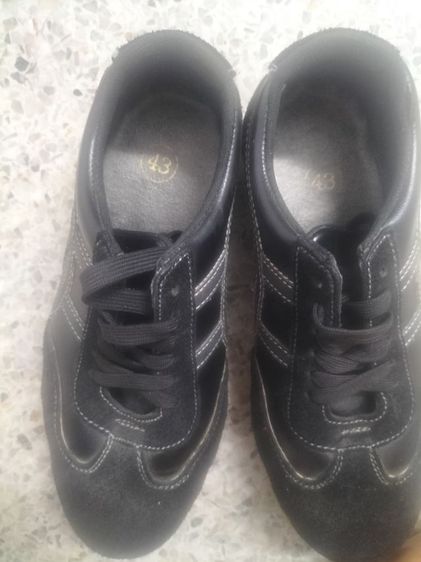 รองเท้าเซฟตี้ หนังหุ้มหัวเหล็ก