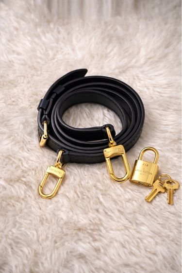 LV Black Monogram Multicolore Coated ปี 2020  รูปที่ 3