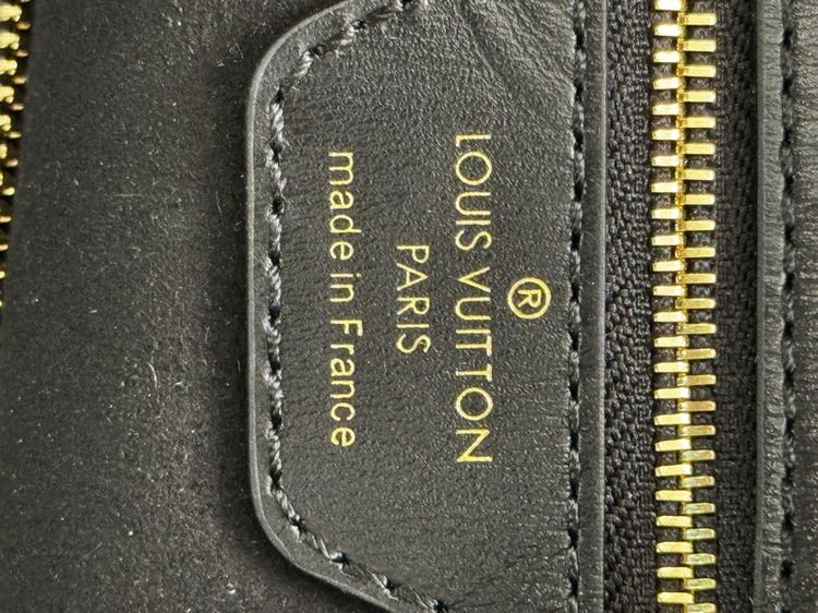 LV Black Monogram Multicolore Coated ปี 2020  รูปที่ 8