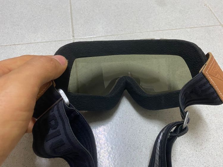 Triumph  แว่นตากันลมกันฝุ่นกันควัน จาก รถ น้ำหนัก เบาใส่สบาย รูปที่ 5